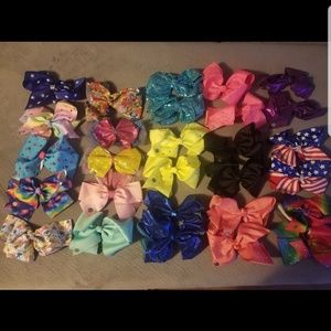 Lot of 28 JoJo  bows